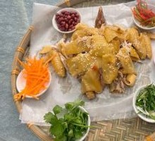 Hand-Torn Chicken Salad