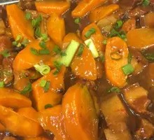 Carrot Braised Pork