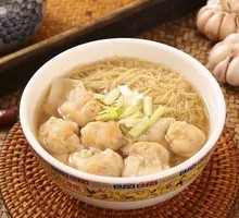 Fresh Pork Wonton Bamboo Noodle Soup