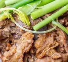 Braised Beef Offal in Clay Pot