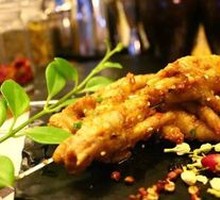 Signature Garlic Chicken Feet