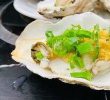 Garlic Steamed Oysters
