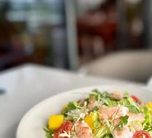 Fresh Shrimp Pomelo Mango Salad