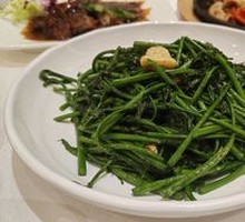 Crispy Pork Lard Salad