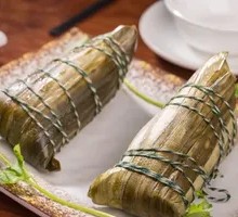 Golden Aunt Hand-Wrapped Pork Zongzi
