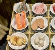 Old Chengdu 18-Bowl Covered Dish