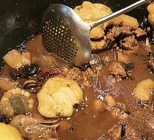 Stir-fried in Iron Pot