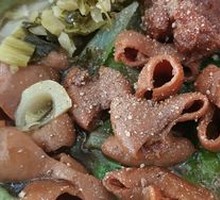 Pork Intestine and Pork Trotter with Fine Rice Noodles