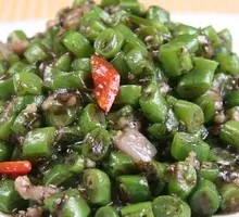 Stir-Fried Pork and Green Beans Rice