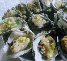 Steamed Oysters with Garlic