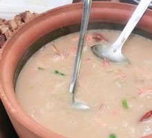 Shrimp and Crab Clay Pot Rice Porridge