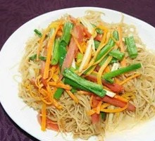 Stir-Fried Rice Noodles with Three Threads