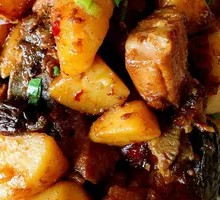 Braised Pork Ribs with Potatoes
