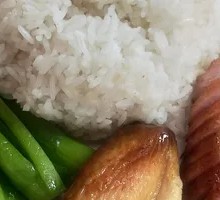 Barbecue Pork and Roast Chicken Wing Rice