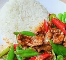Beef with Green Pepper Rice Bowl