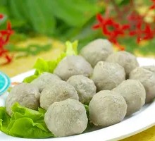 Beef tendon meatballs