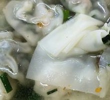 Fresh Shrimp and Shepherd's Purse Dumplings