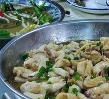 Braised Chicken with Red Onion