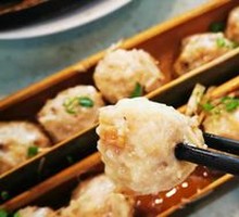 Bamboo Steamed Hand-Pressed Meatballs