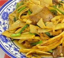 Fresh Bamboo Shoots Stir-Fried with Pork Belly
