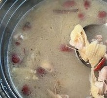 Five-fingered Mulberry Chicken Soup