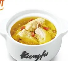 Original Clay Pot Steamed and Stewed Free-range Chicken Soup
