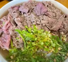 Snowflake Meat Rice Noodle Soup
