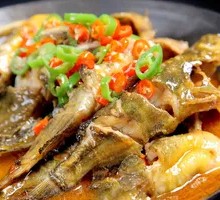 Dry Pot Yellow Perch