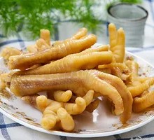 Salt-Baked Chicken Feet