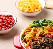 Dry-Boiled Snail Noodles