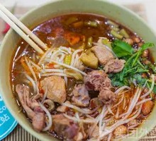 Spicy Chicken Luosifen