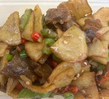 Stir-Fried Pork with Potatoes