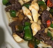 Lotus Stem Stir-Fried with Beef Slices