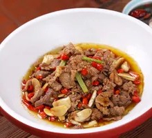 Stir-Fried Beef with Yellow Onion