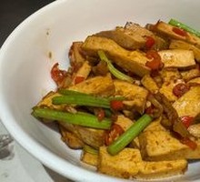Stir-fried Tofu with Fragrant Wild Mushrooms