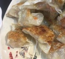 Lian Sheng Pan-Fried Dumplings