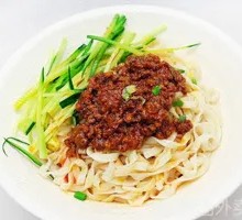 Old Shanghai Noodles with Meat Sauce