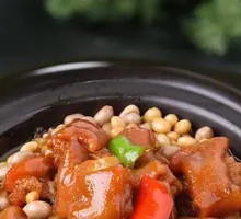 Peanut Pork Trotter Stew