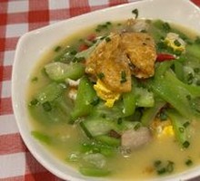 Squash Stir-fried with Egg