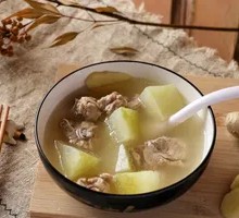 Bitter Melon, Soybeans, and Pork Rib Soup