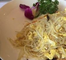 Osmanthus Gold Threads and Bean Sprouts