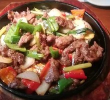 Grilled Beef on Iron Plate