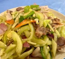 Stir-fried White Gourd with Pork