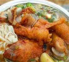 Fried Pork Trotter Luosifen