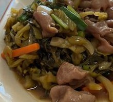 Sour Cabbage Pork Intestine