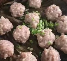 Lotus Leaf Steamed Pork Meatballs