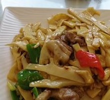 Fresh Bamboo Shoots Stir-Fried with Pork Belly