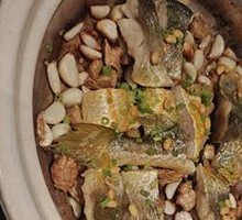 Braised Yellow Croaker with Puning Bean Paste