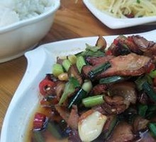 Stir-fried腊肉 with White Peppers