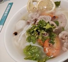 Fresh Mushroom and Pork Rice Noodle Soup